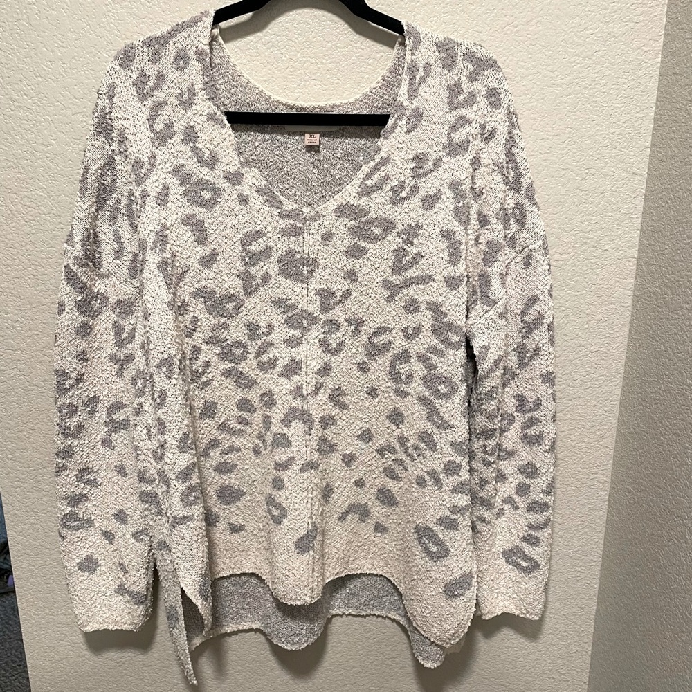 Gray Leopard Print Women's Sweater